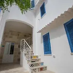 Li Pappi Antico Casale 4* גלאטינה
