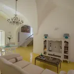 Li Pappi Antico Casale 4* גלאטינה